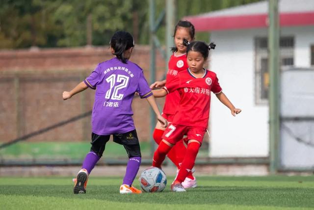 意甲-卡瓦尔造希拉乌龙球 尤文图斯1-0拉齐奥